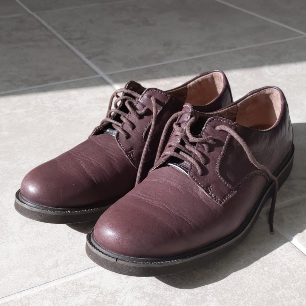 Clarks Waterproof Leather Low Top Lace Oxford 8 W